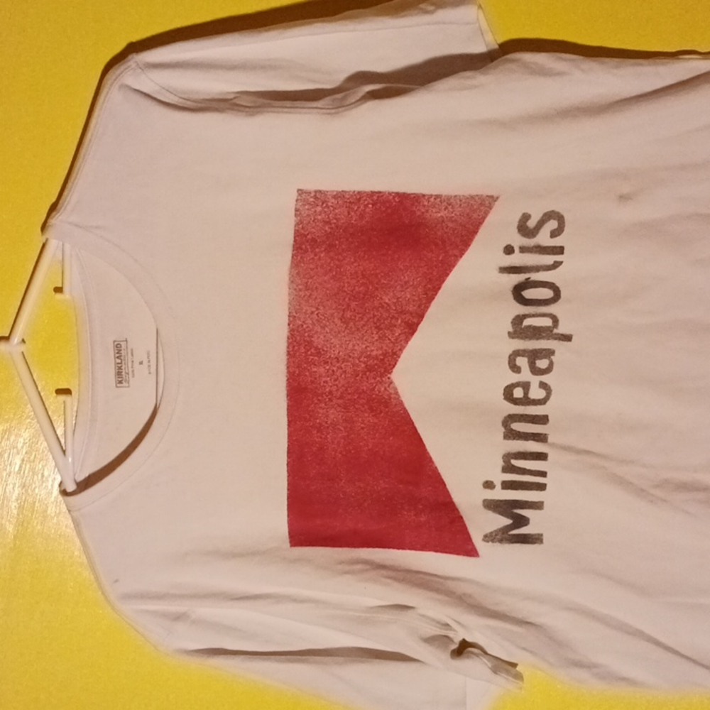 Hand painted Minneapolis shirt Xl